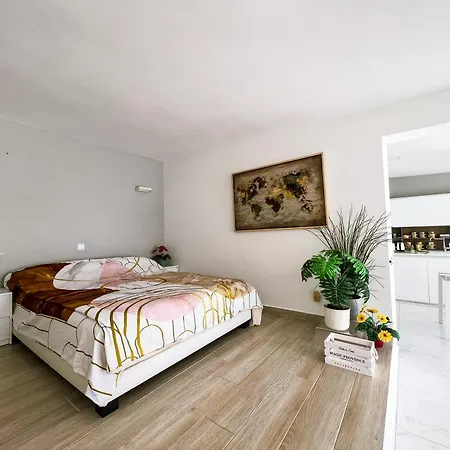Apartment Spacious Studio Next To The Ocean Cs422 Callao Salvaje